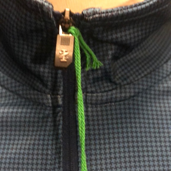 NWT Izod men's Hydra shield Golf top - Picture 4 of 8